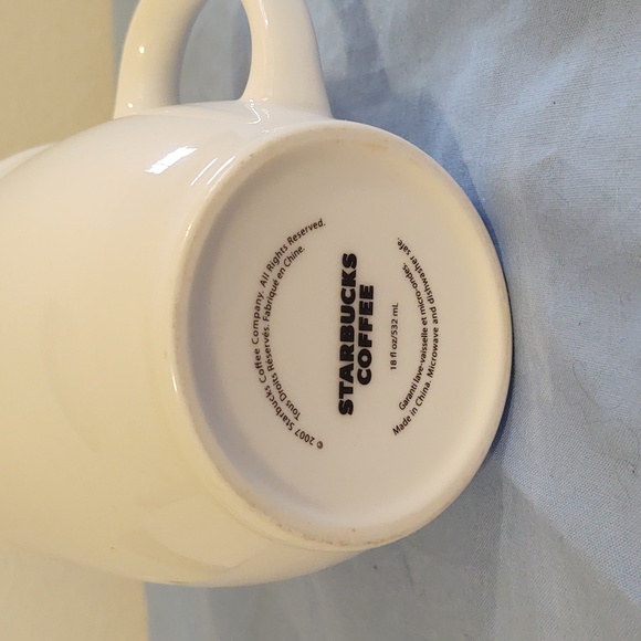 Starbucks Cream Ivory Ceramic 16 Oz Coffee Cup 2007 - Picture 3 of 5